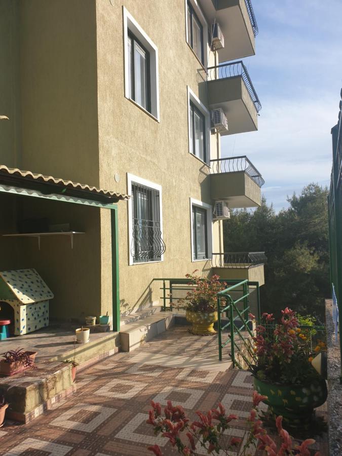 Villa Luiza Sarandë Esterno foto